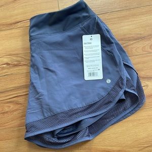 Layer 8 shorts size M